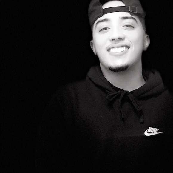 Meet your Posher, Tyler - Picture 1 of 1